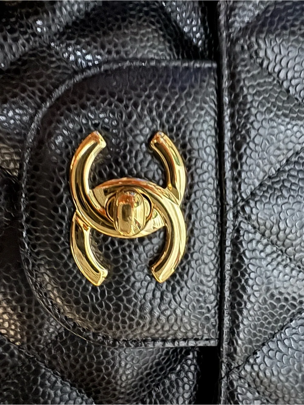 CHANEL classic quilted